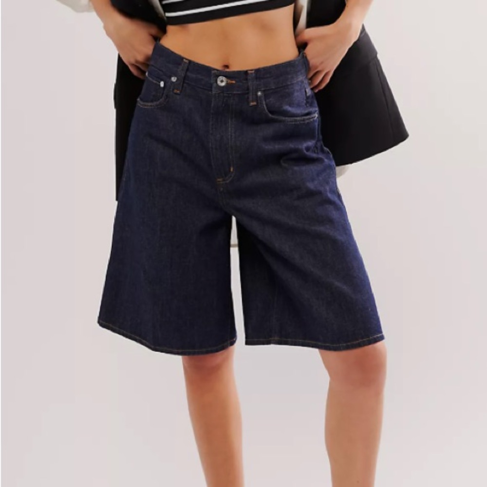 Agolde Blue Bermuda Shorts Relaxed Fit. Nolan Shorts.